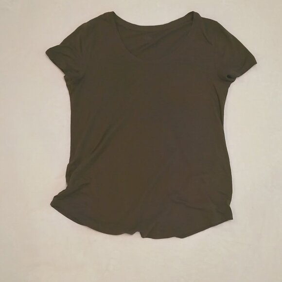 A.N.A. Top 💚 Hunter Green Short Sleeve Round Neck Top 💚 - Picture 3 of 4